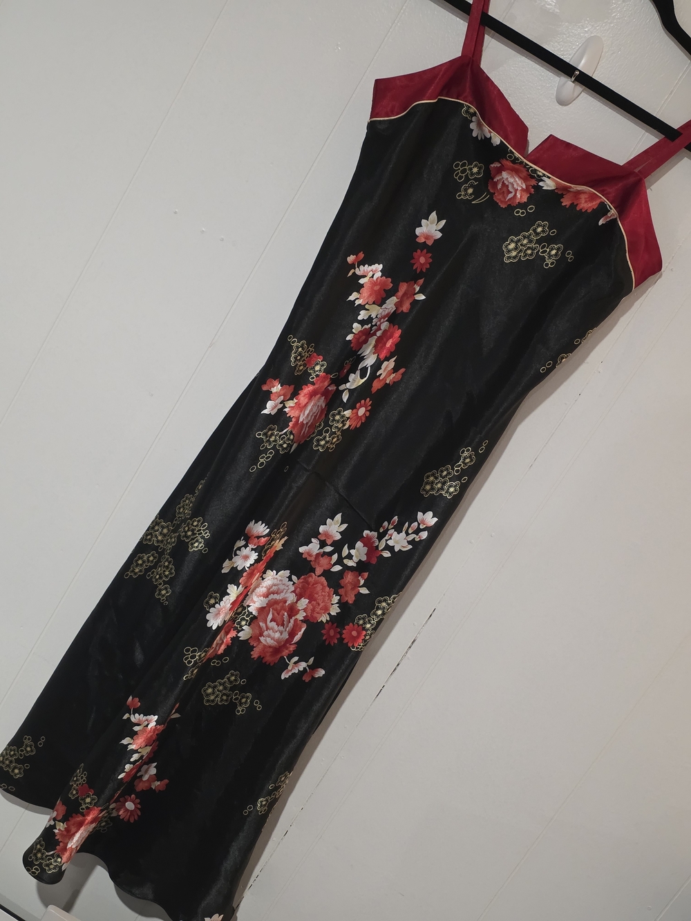 Jones New York Black Floral Satin Nightgown with Red Floral Accents